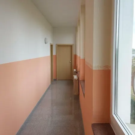 Ehemalige Schule Harth-Poellnitz