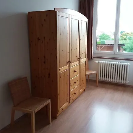 Ehemalige Schule Harth-Poellnitz